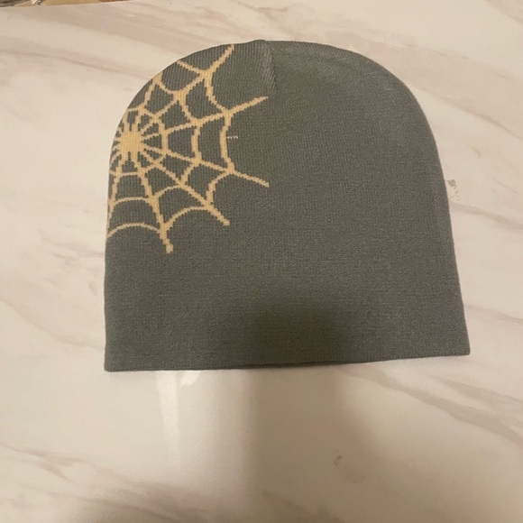 Light Gray Gravity Vision Beanie - Picture 3 of 4